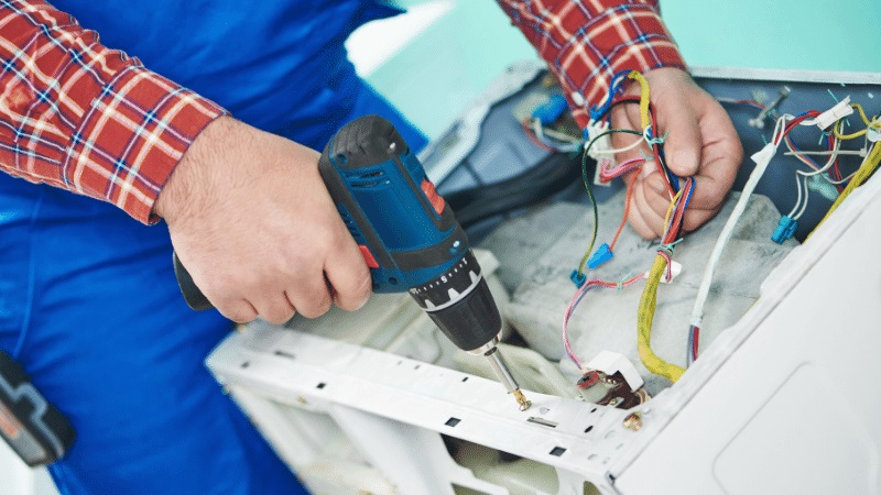 Kandıra Electrolux Electrolux çamaşır makinesi kart tamiri – Su almama arızası orijinal parça ile giderildi. - Teknik servis örneği